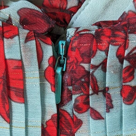 La Maison Talulah Superbloom Asymmetrical Layered Pleated Mini Dress Sz M - Picture 14 of 16